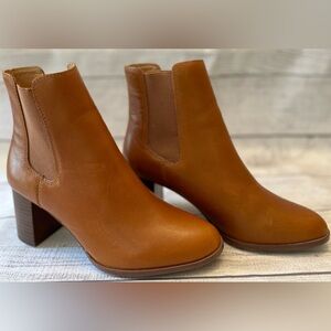 Madewell Laura Chelsea Boot in English Saddle, Size 8.5, EUC